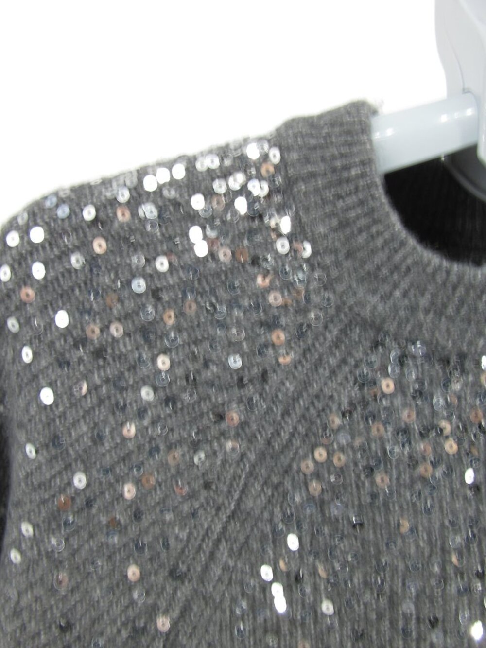 NWT VINCE CAMUTO cozy and bright SEQUINS sweater HEATHERED GRAY sz MEDIUM - Picture 4 of 9